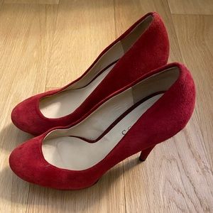 Pre loved Guess heels